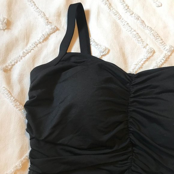 D-Cup Chlorine Resistant Tummy Control Sweetheart One Piece Swimsuit - Picture 4 of 8